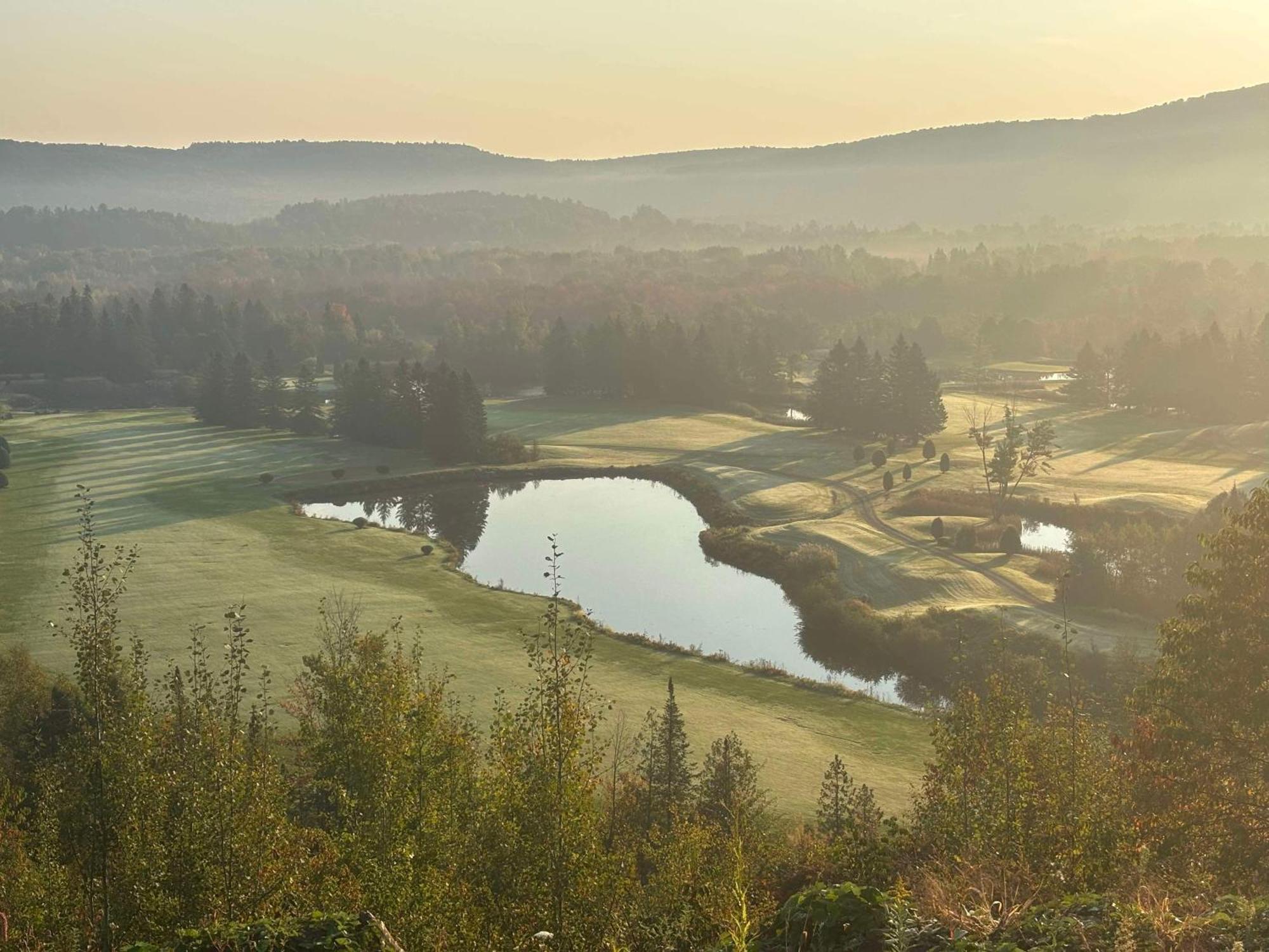 Le Sommet Du Golf Avec Spa Villa Saint Jean De Matha Eksteriør bilde